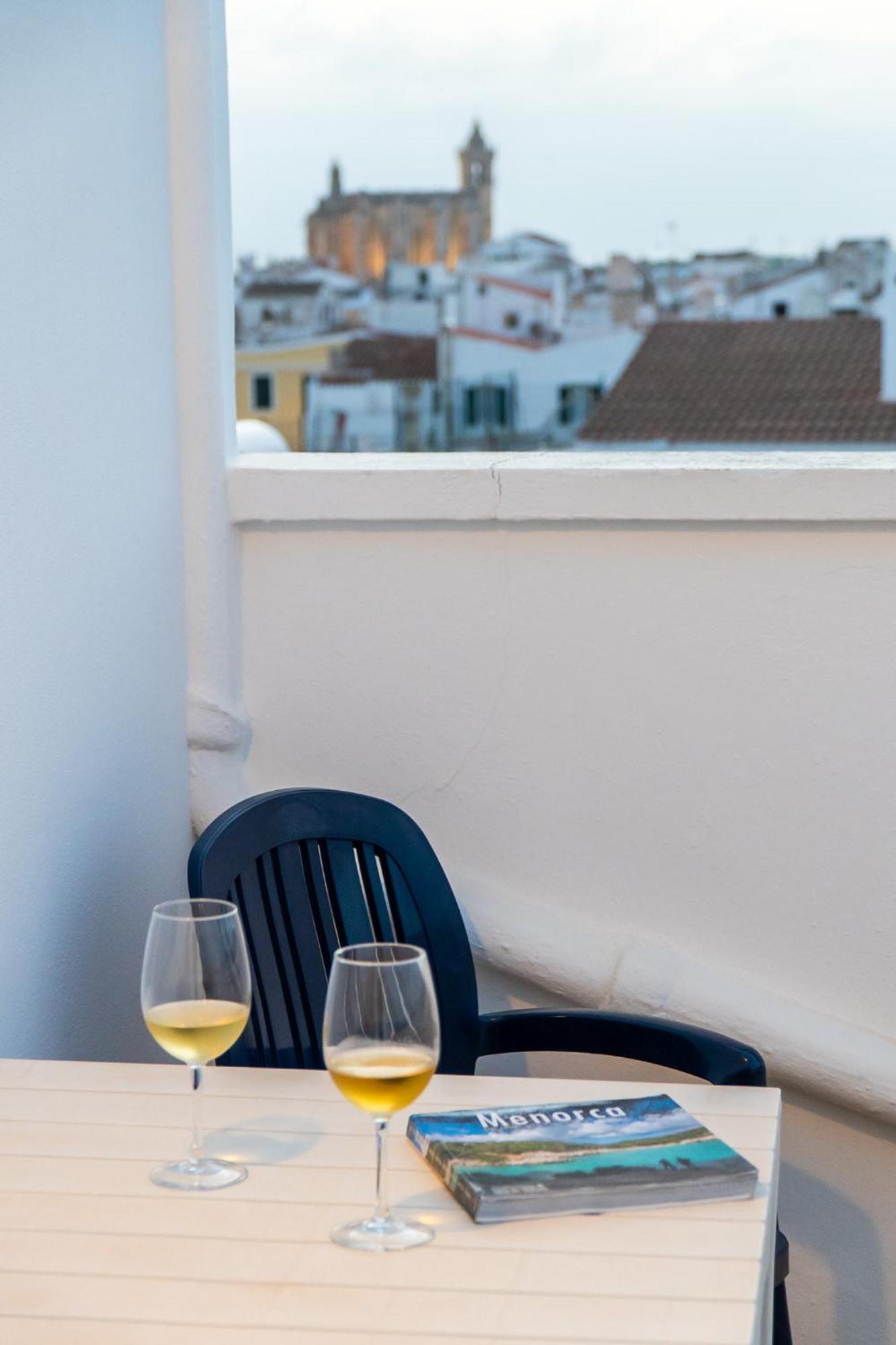 Hostal Menurka Ситадела Екстериор снимка