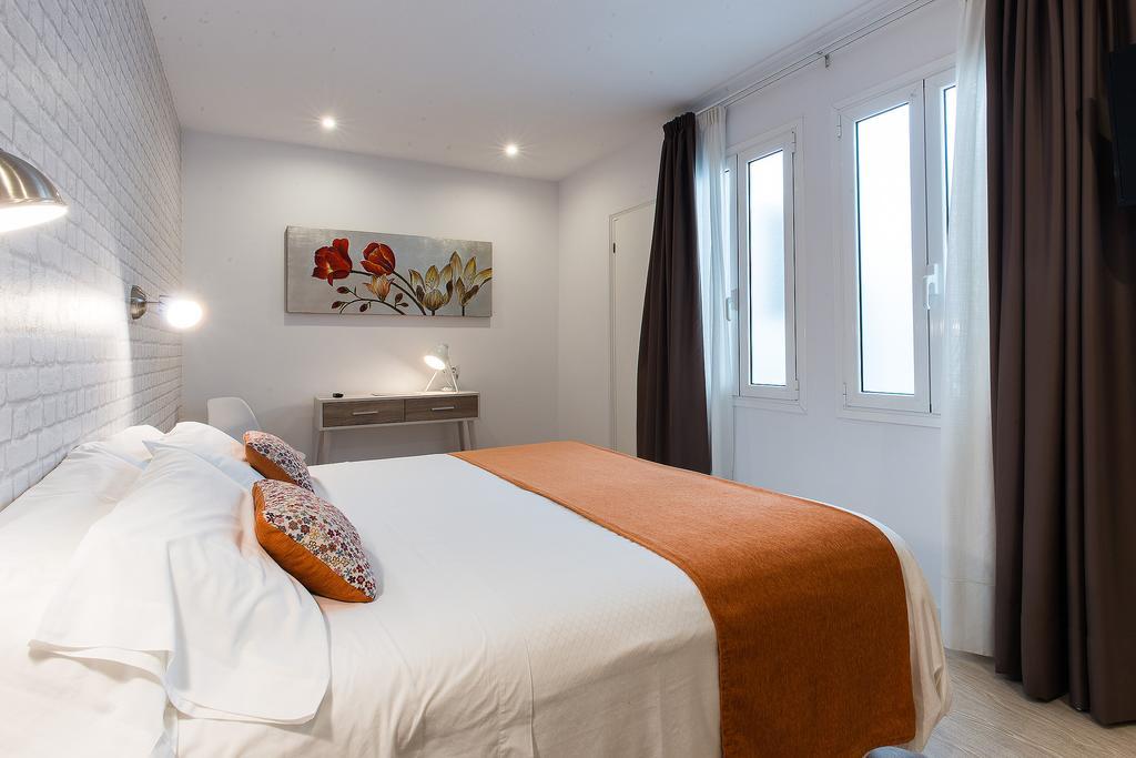 Hostal Menurka Ситадела Екстериор снимка